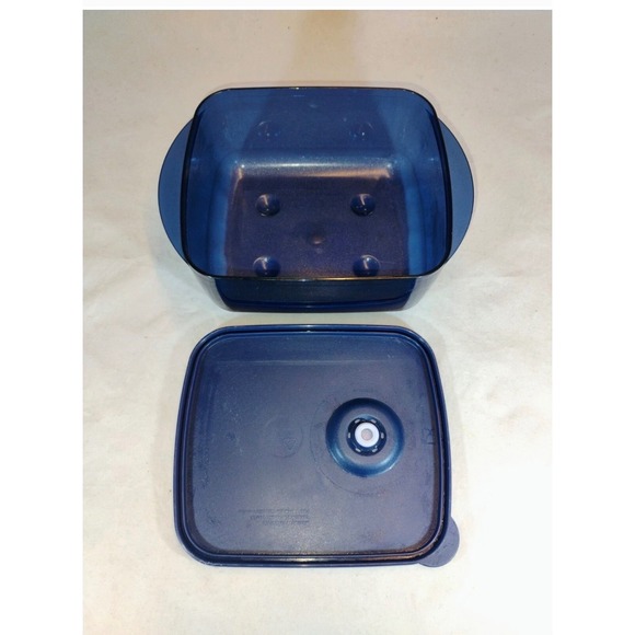Tupperware CrystalWave Navy Blue Square Microwave Vented Food Storage Container - Picture 2 of 6